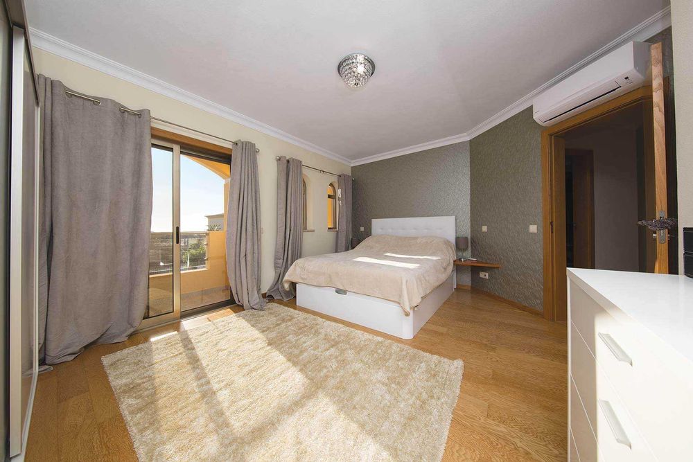 Vivenda com piscina privativa - Vivenda Lote 7 by Gabi Miguel