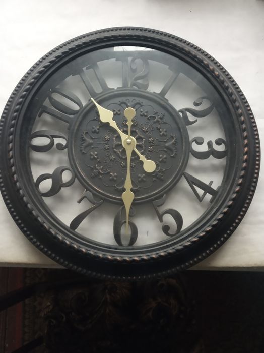 Часи стрелочные от батарейки