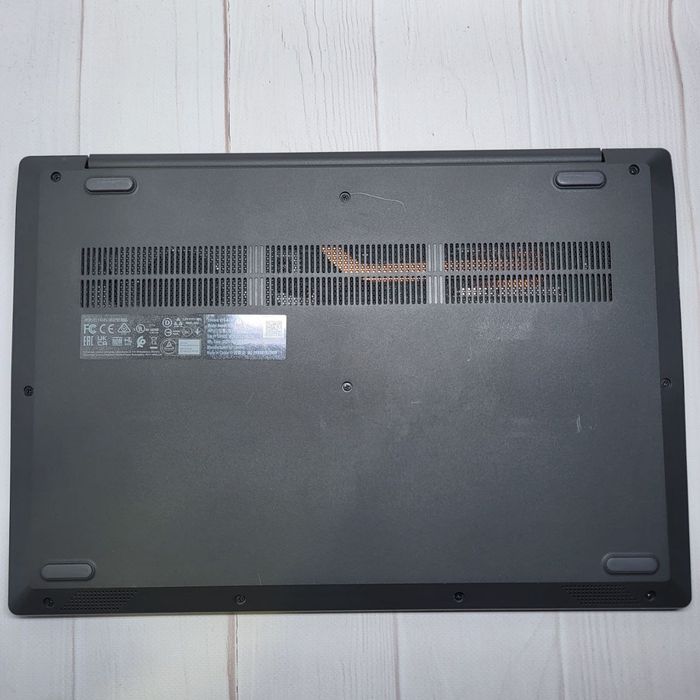 Продам ноутбук Lenovo V15-ADA | AMD 3020E | SSD 500 | DDR4 16GB