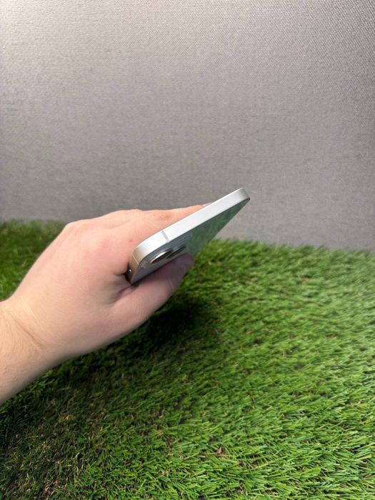 iPhone 14 Plus 128Gb АКБ 95% Neverlock Strlight Айфон 14+