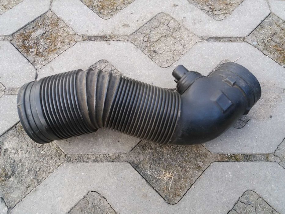 Rura ssąca powietrza.
