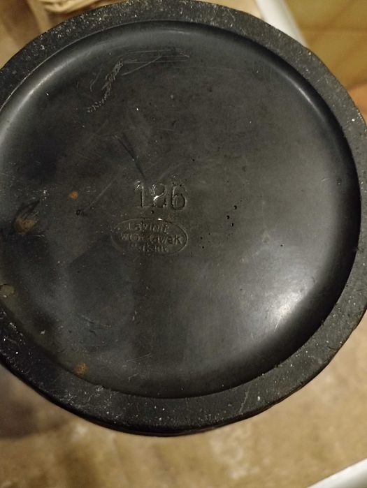 Secesyjny dzban w forme amfory z lavinitu lata 1923-36 Włocławek