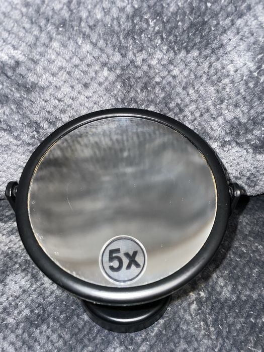 Black Color Mirror64285351382401121