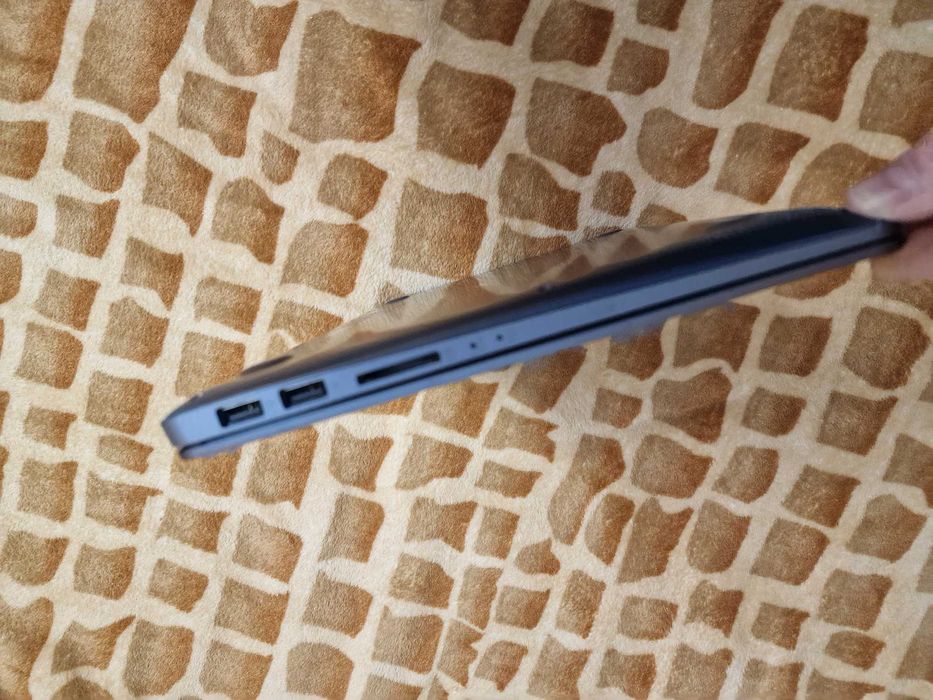 Asus Vivobook R410U/Full IPS/Соrе™ i7-8550U/8DDR4/256SSD/GeF MX130 2GB