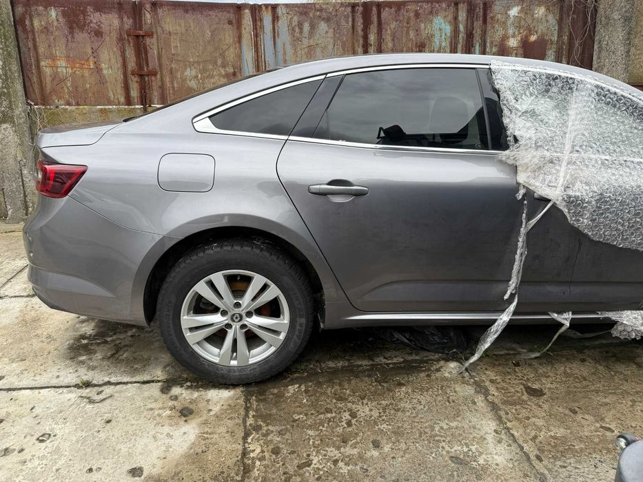 Renault Talisman під відновлення