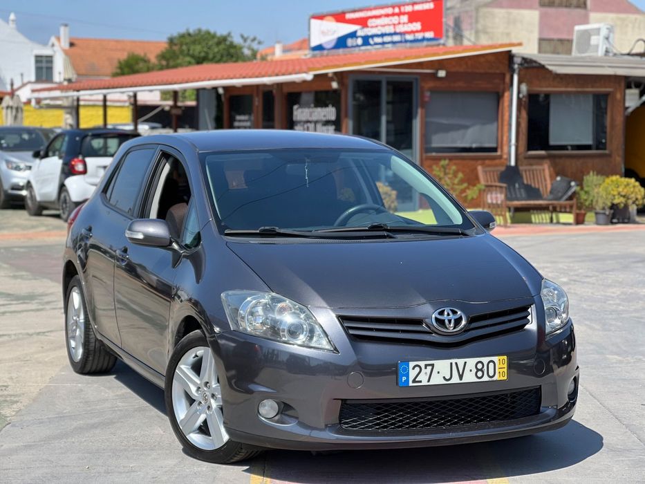 Toyota Auris 1.4 D-4D Sol