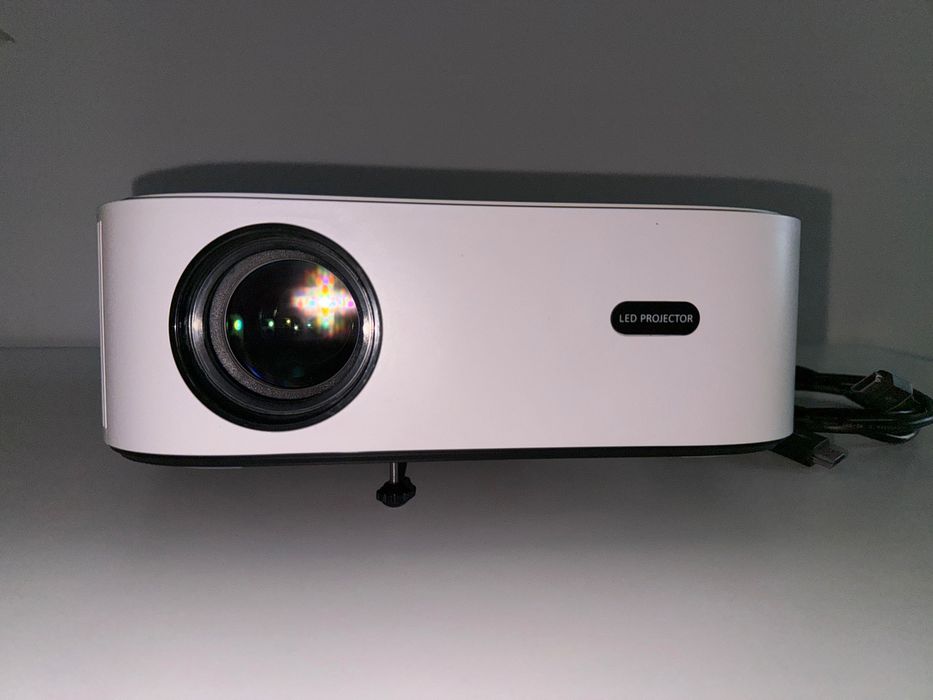 Projektor Zenwire YG550