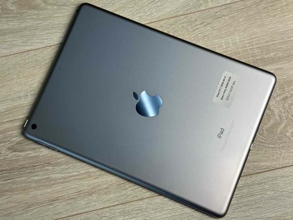 Планшет Apple iPad 6 9.7 дюйми Wi-Fi 32GB Space A1893