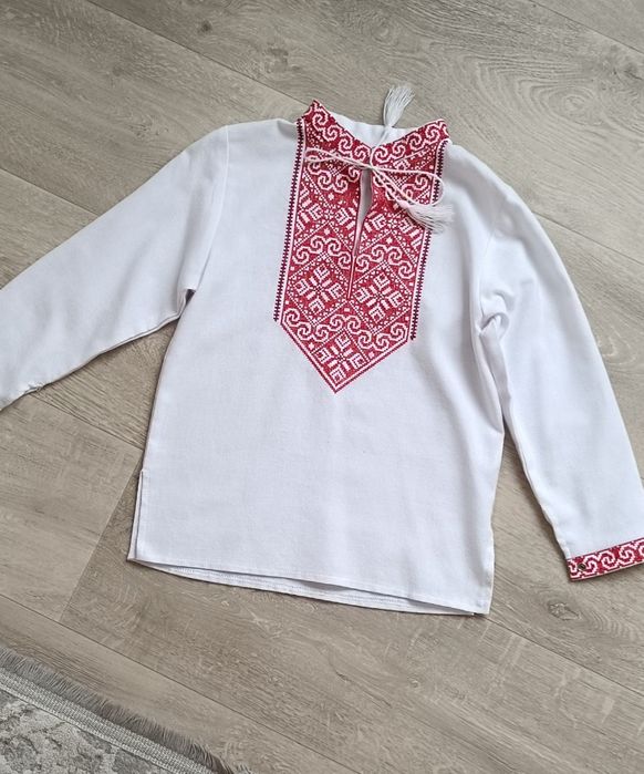 Прокат дитячих вишиванок