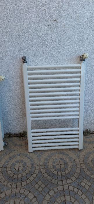 Radiador a agua com as valvulas