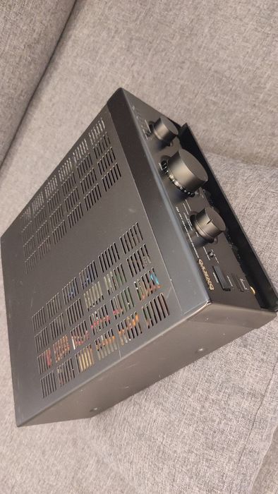 Wzmacniacz Midi Onkyo A-922. Czarny. W pełni sprawny.