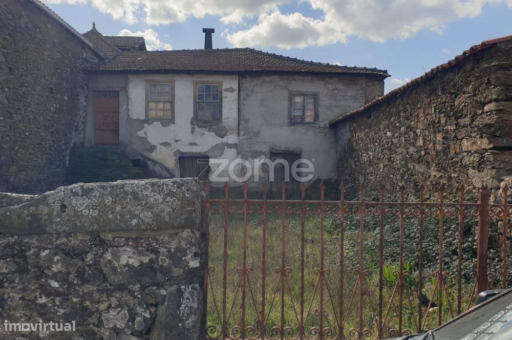 Moradia em Olmos - Macedo de Cavaleiros