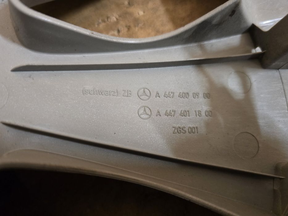 Kołpaki 16" Mercedes Vito 447