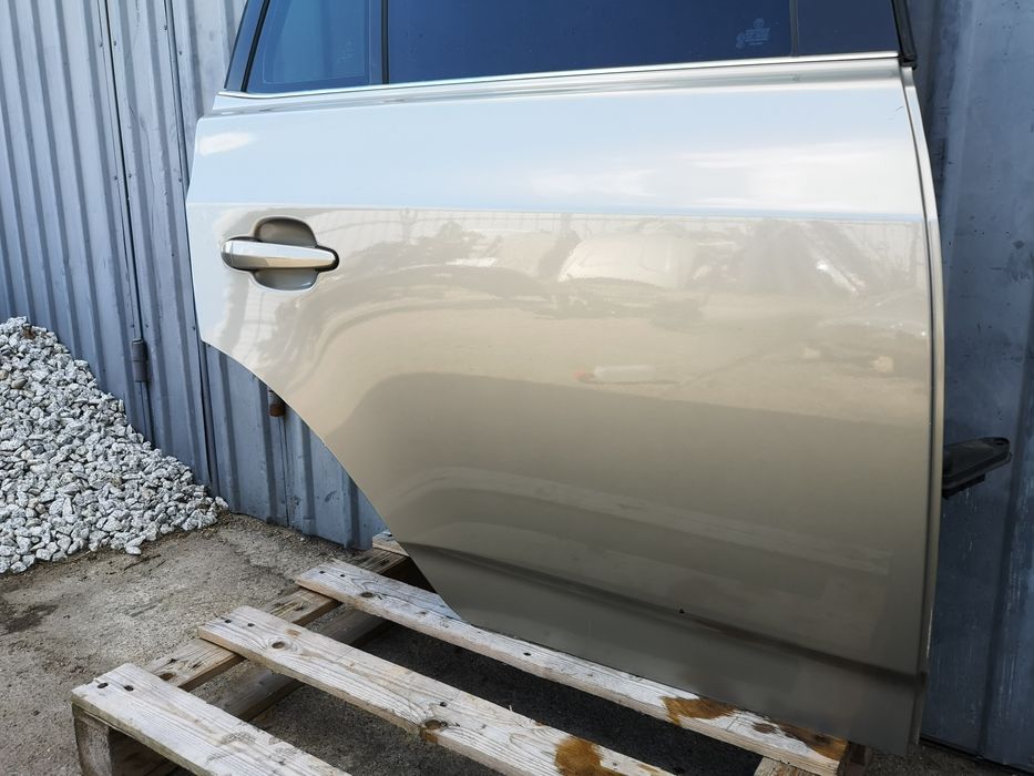 Drzwi prawe tył tylne bmw x3 e83 platinbronze metalic A53 kompletne oryginał