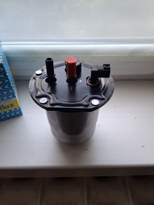 Топливный фильтр