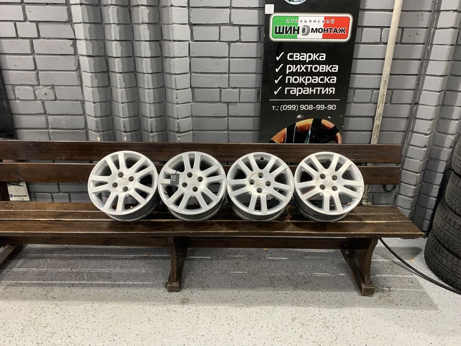 99 Оригинальные литые диски Honda 4/100 R15 et45