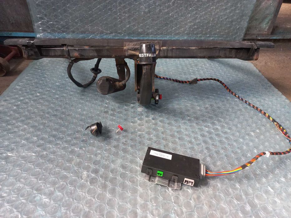 Hak holowniczy Westfalia odpinany plus moduł do ford s-max