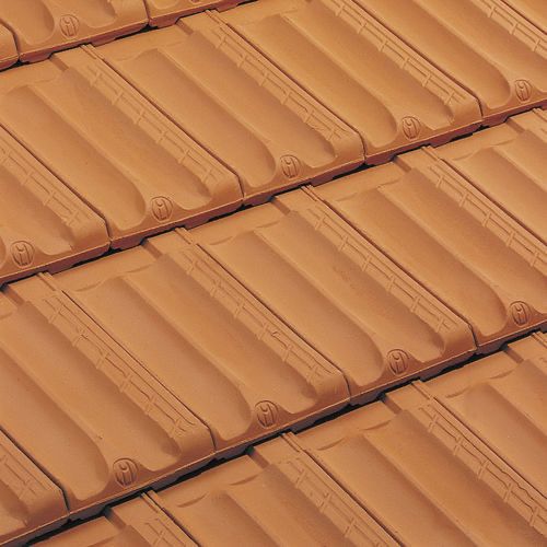 Dou telhas francesas usadas