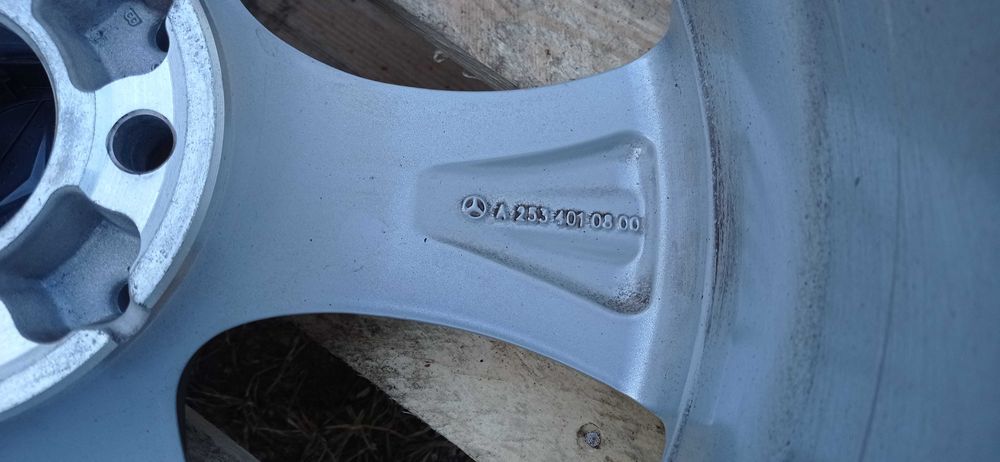 Felgi Koła Aluminiowe 235/60/R18 BRIDGESTONE 7.5mm 5x112 MERCEDES GLC