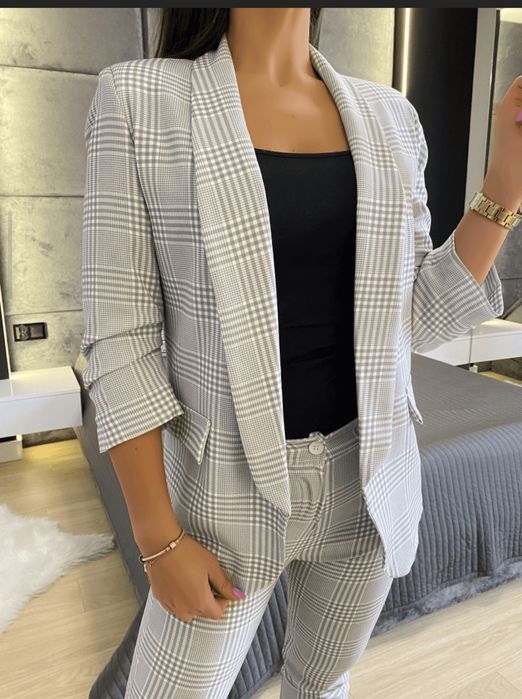 Garnitur damski nowy