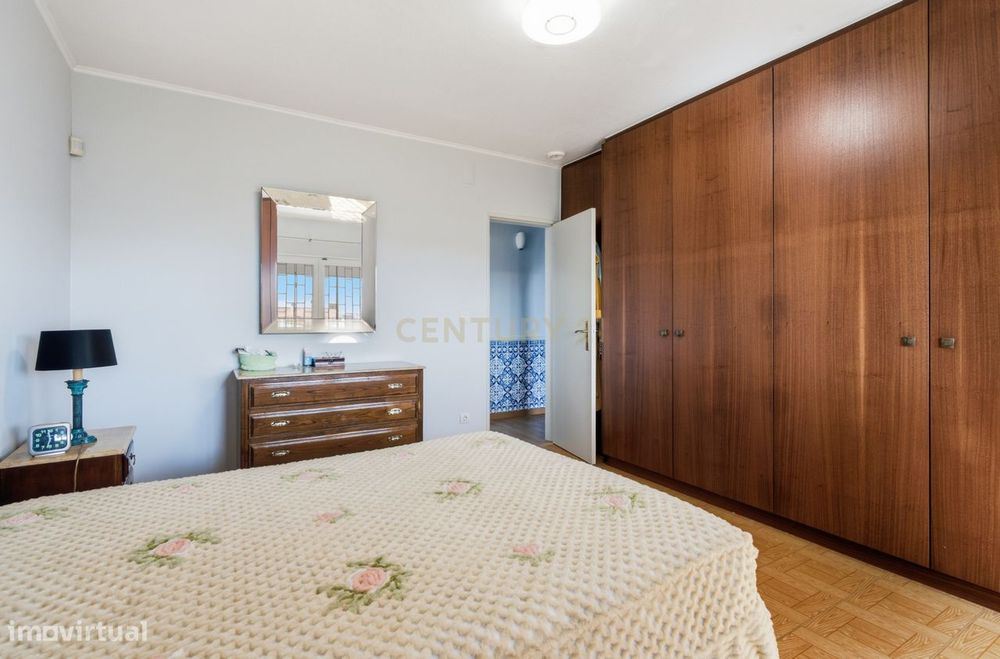 Moradia T4 Térrea Olho Marinho