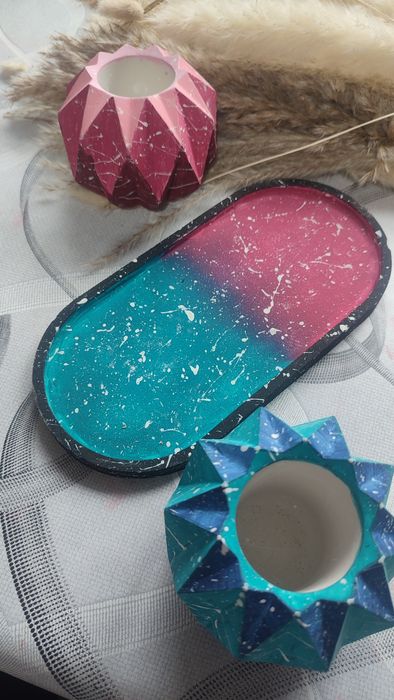 Doniczki+ podstawka Zestaw