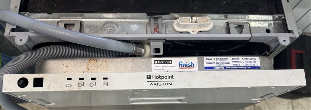 Посудомийка Hotpoint Ariston