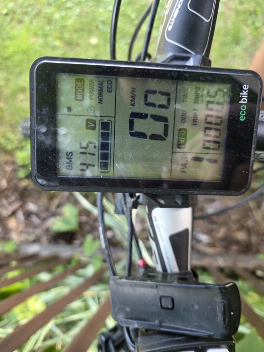 Rower elektryczny Kross Level A8 350W 8FUN / Deore XT 2 sztuki!
