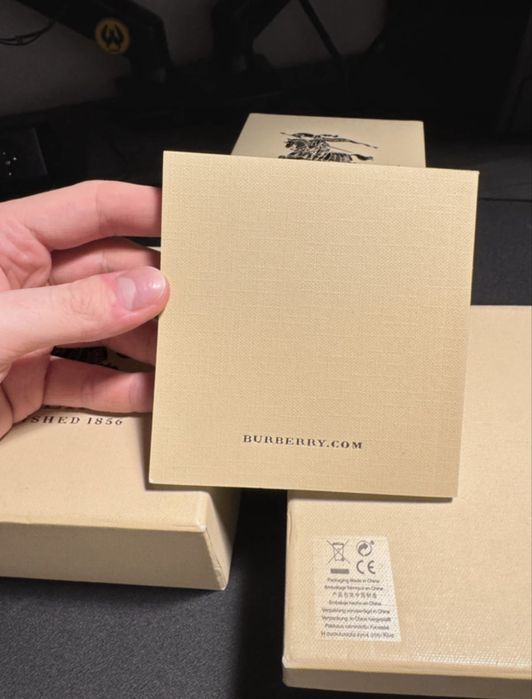 Piękny zegarek Burberry BU9026 swiss made, sapphire crystal