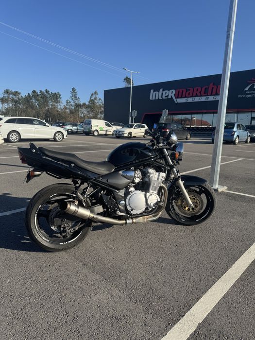 Suzuki bandit 600. 2002