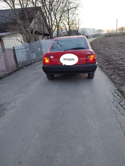 Форд ескорт 1,4 моноінжектор 1992року