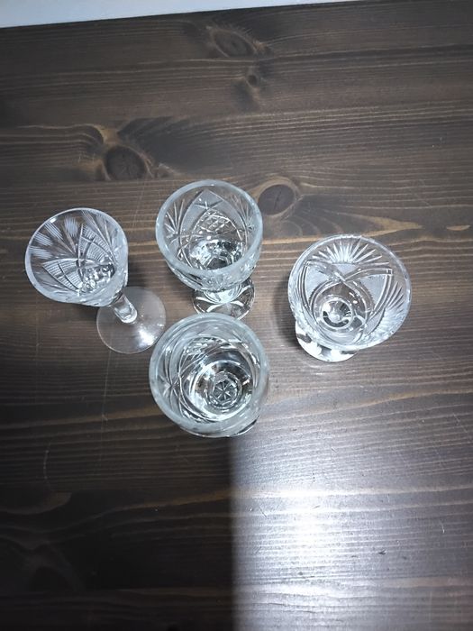 Sprzedam kieliszki kryształ Prl
