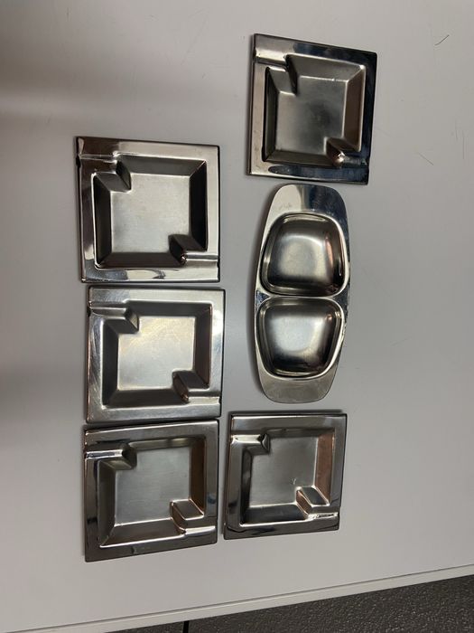 5 cinzeiros de inox e uma azeitoneira