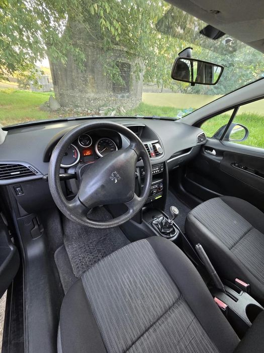 Peugeot 207 foto 5