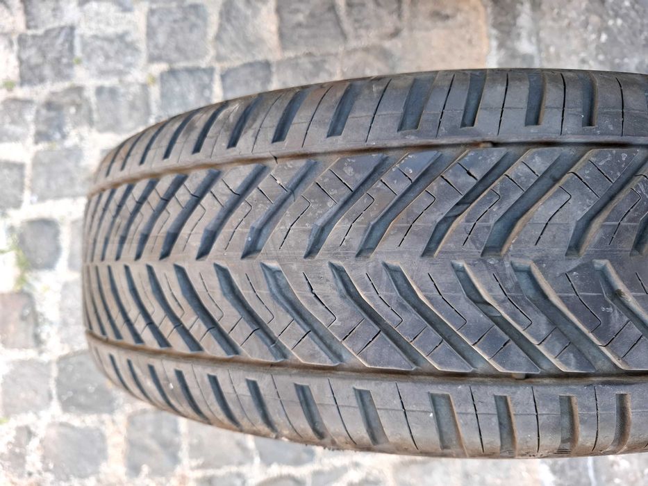 Jantes originais Nissan 16" + pneus Tigar All Season 195/55/16 (4x100)