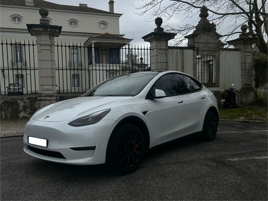 Tesla modelo Y long range AWD (Pack Perfomance)