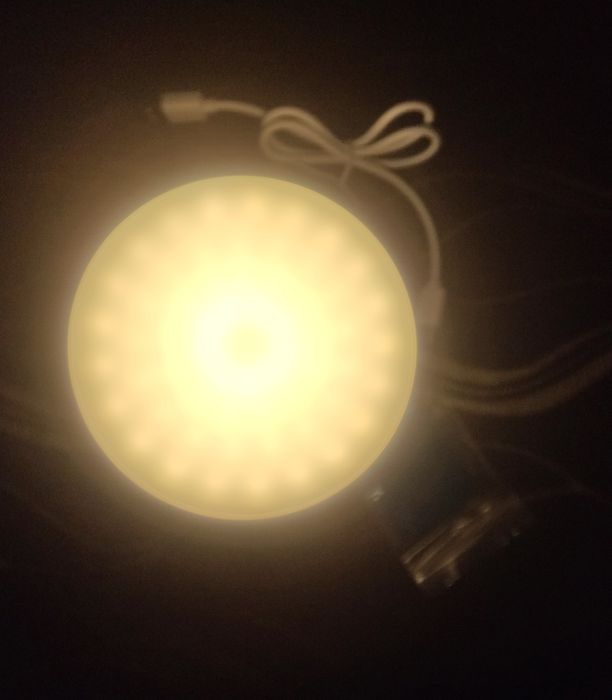 Ліхтар-люстра акумуляторна