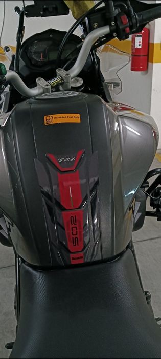 Benelli trk 502x
