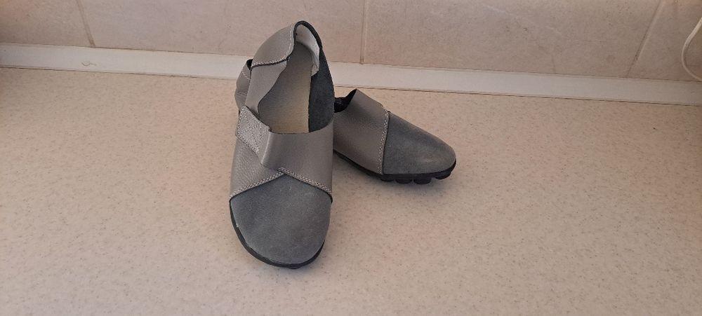 Nowe, skórzane buty damskie- skóra naturalna r. 39