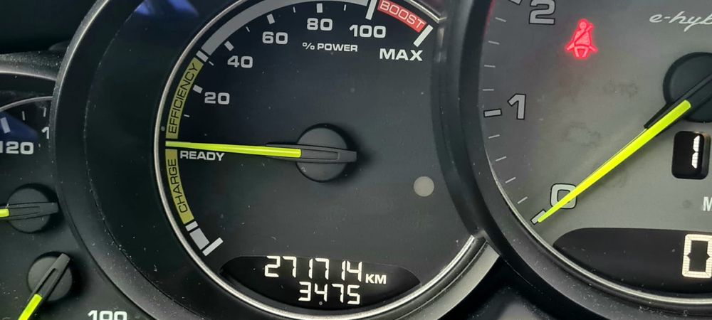 Porsche Cayenne — fotografia 6