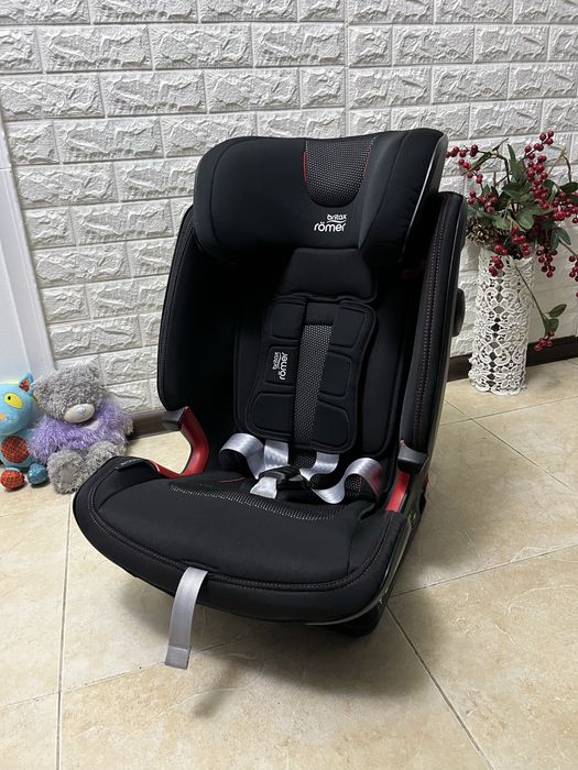 Автокрісло Britax Romer ADVANSAFIX IV R Група 1/2/3 (9-36кг) брітакс