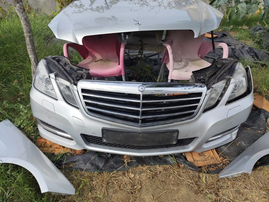 Mercedes W212 E220 CDI frente completa AMG