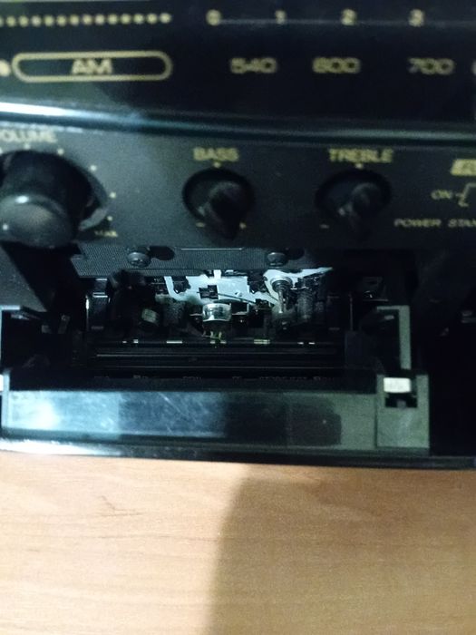 Вінтажний магнітофон JVC PC-W222