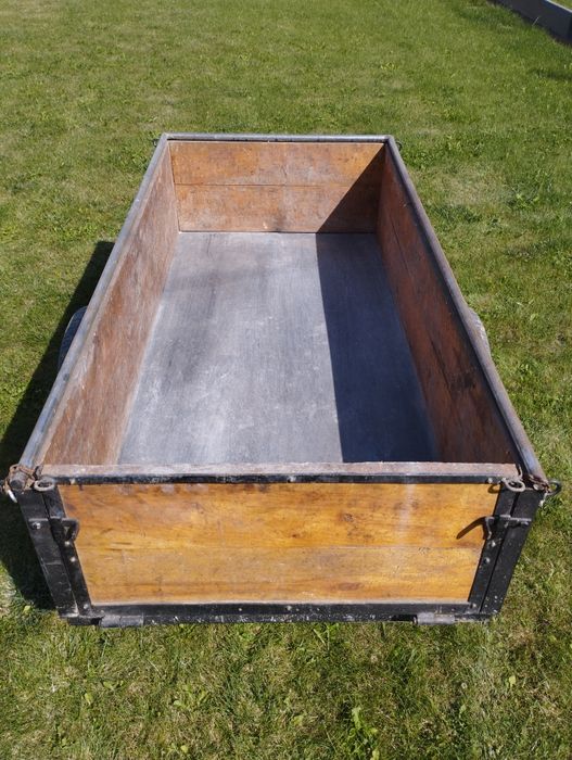 Przyczepka  dwukołowa  samoróbka