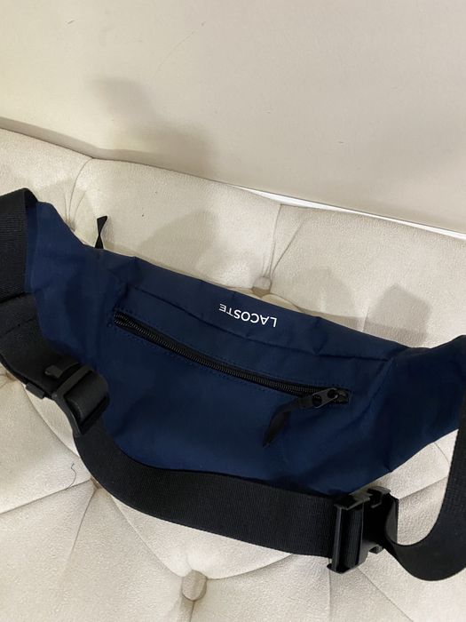 Lacoste сумка-бананка.