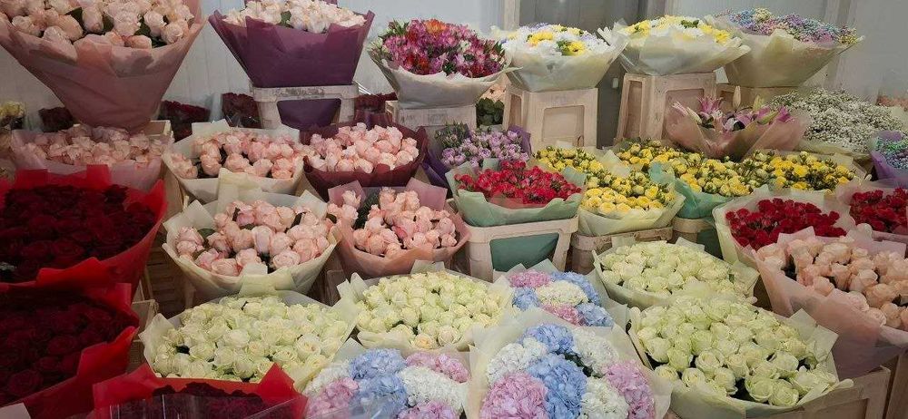 Букет гіпсофіли 25 гілок Харків | Різнокольорова гіпсофіла | Купити квіти з доставкою по Харкову | Монобукет на замовлення