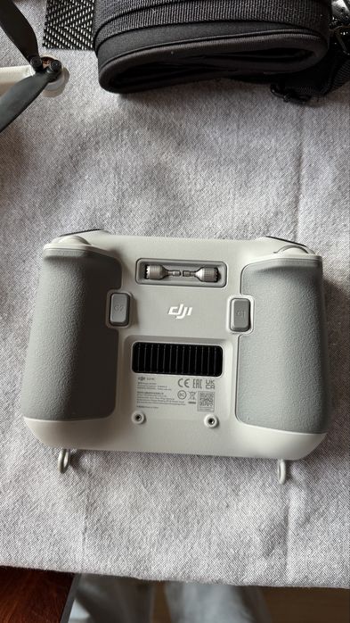 Dron DJI Mini 3 PRO-Fly Combo z kontrolerem DJI RC