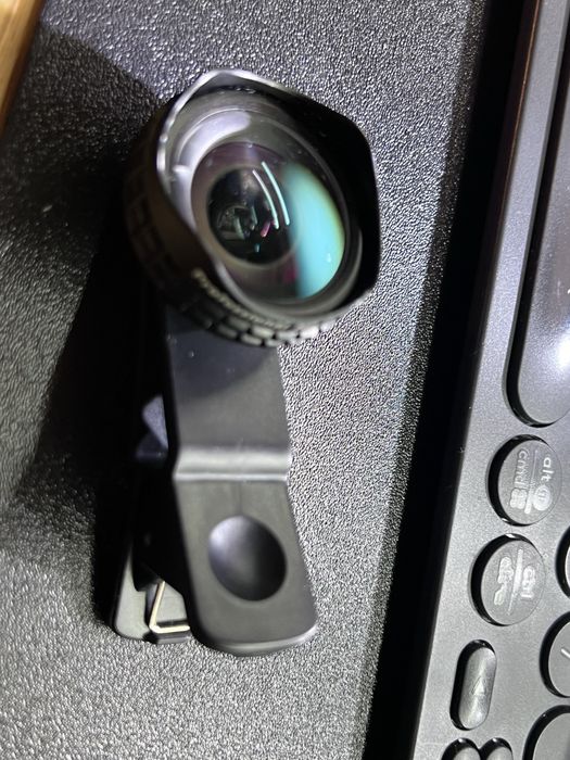 Lente Wide-Angle clip-on Ultra-low distortion