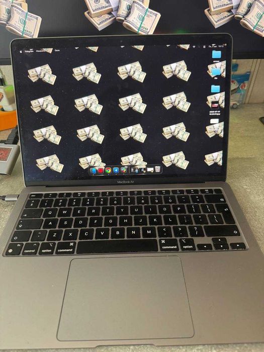 Macbook Air m1 8/256