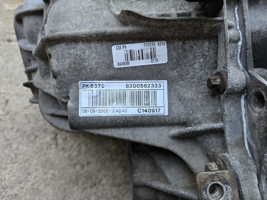 Skrzynia Biegów Trafic Vivaro 1.9  2.5 TDCI
